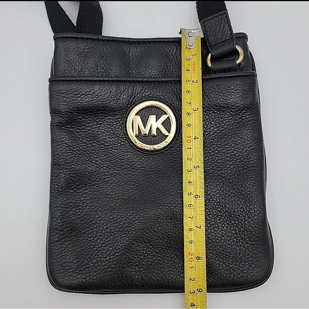 Michael Kors Black Crossbody‎ Bag with Gold Logo - Picture 9 of 12